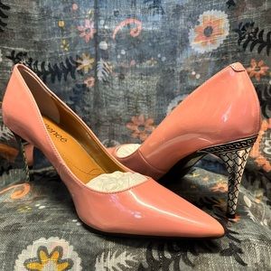 NIB Pink J. Renee Patent Pump with Silver heels 9M